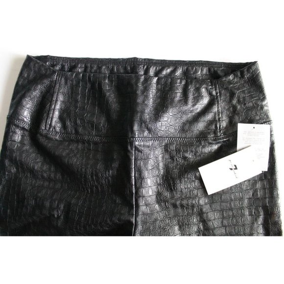 7 For All Mankind High Rise Croc Embossed Faux Leather Leggings Black Size Large - Picture 4 of 5